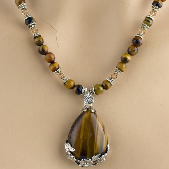 Tiger Eye & Swarovski Necklace & Earring Set - Picture 4 of 4